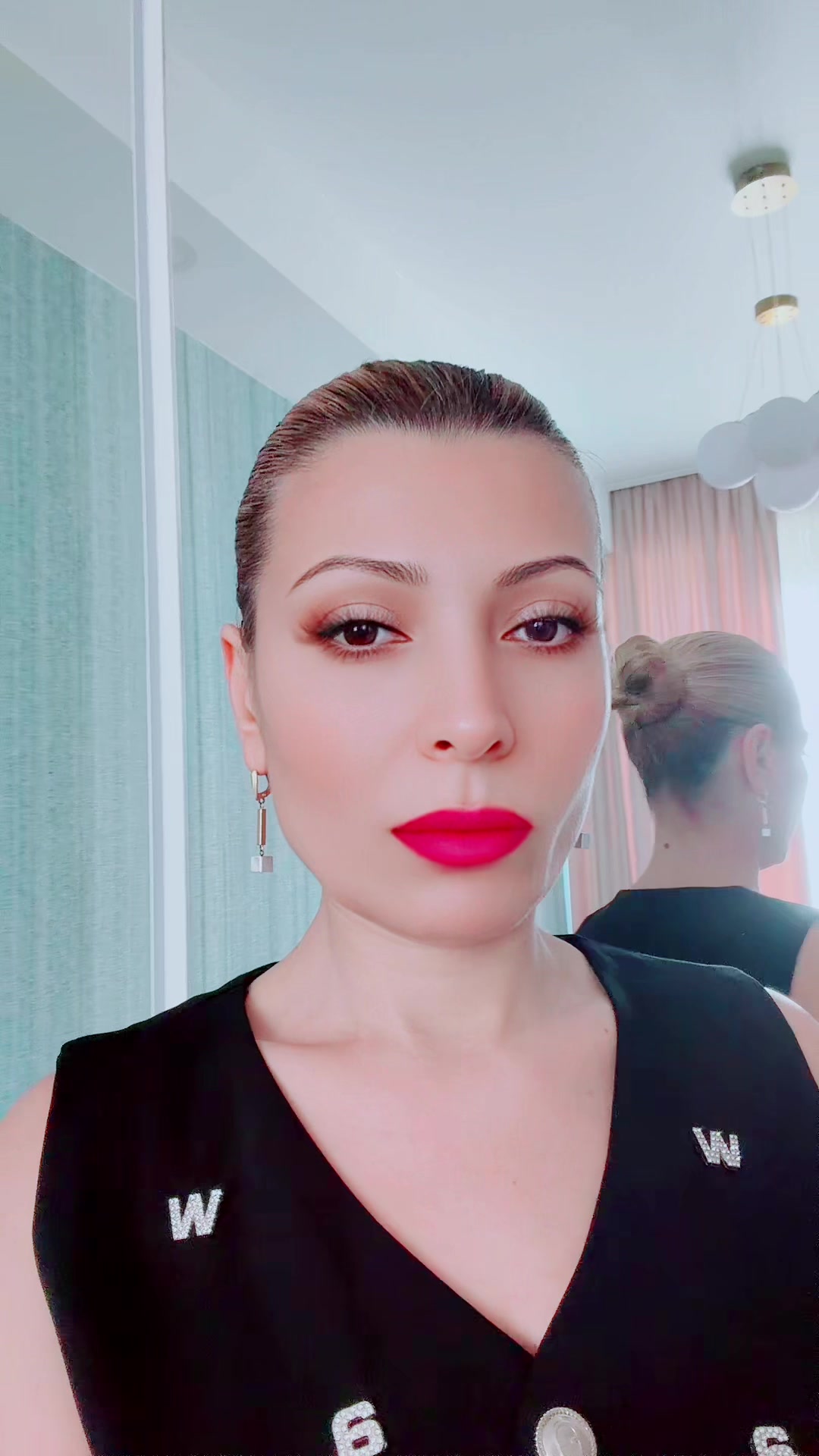 @პოზიტივი გოგო