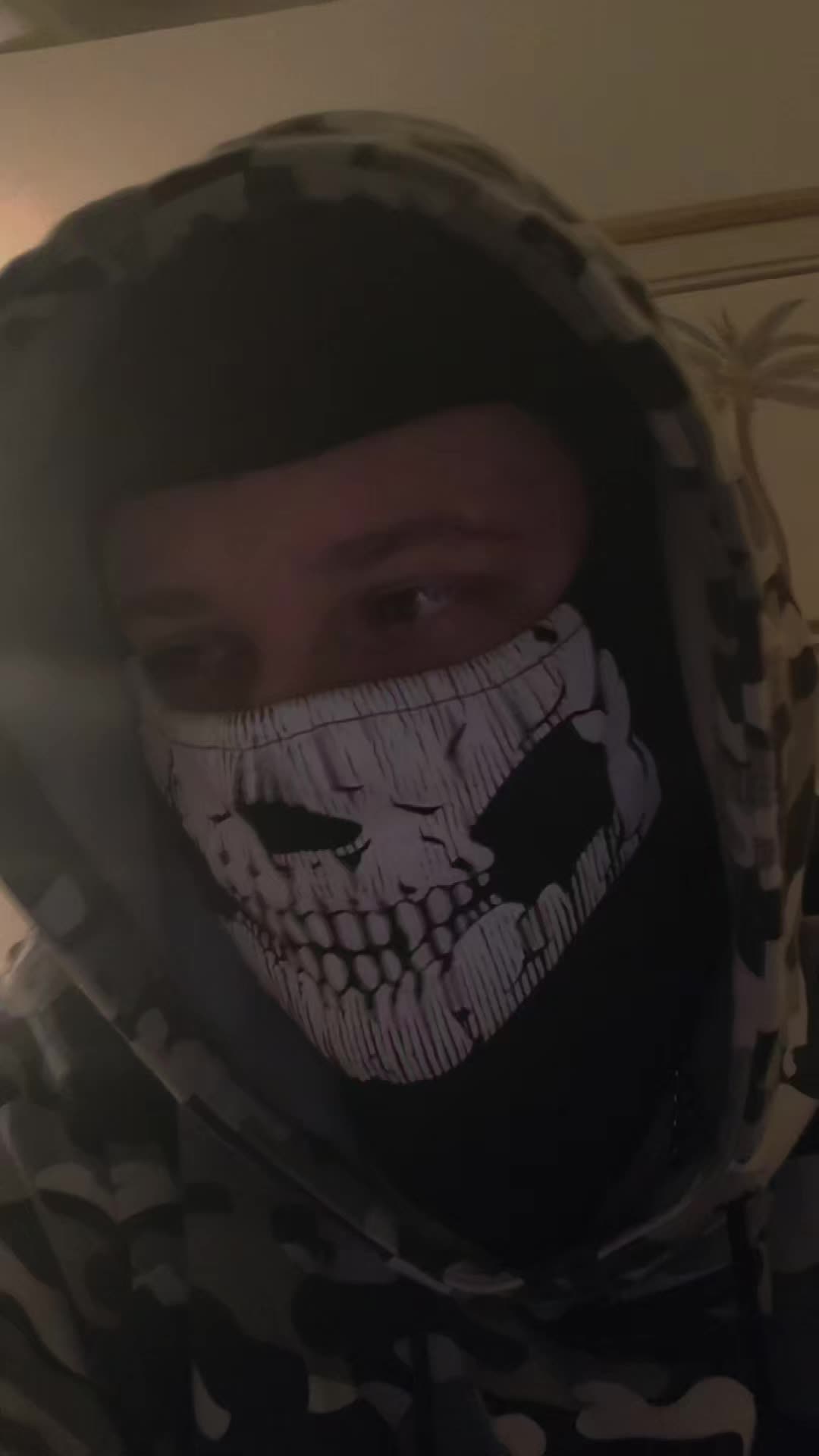 @𝑉𝑒𝑠𝑠𝑒𝑙