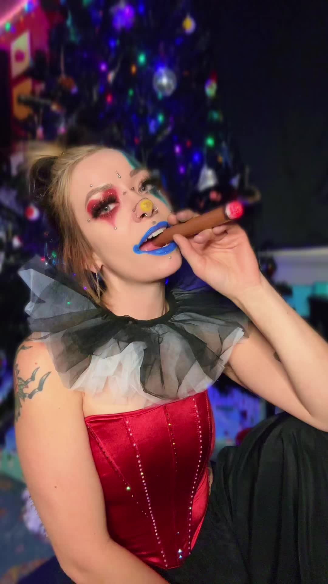 @leeloutheclown