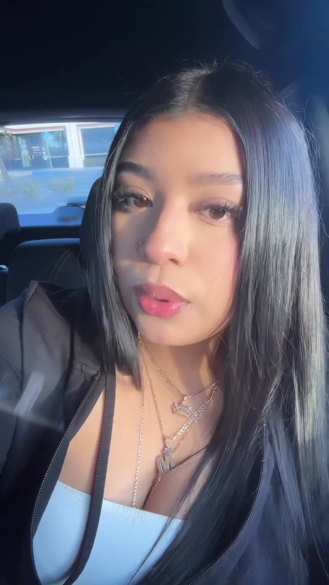 @Mel<3