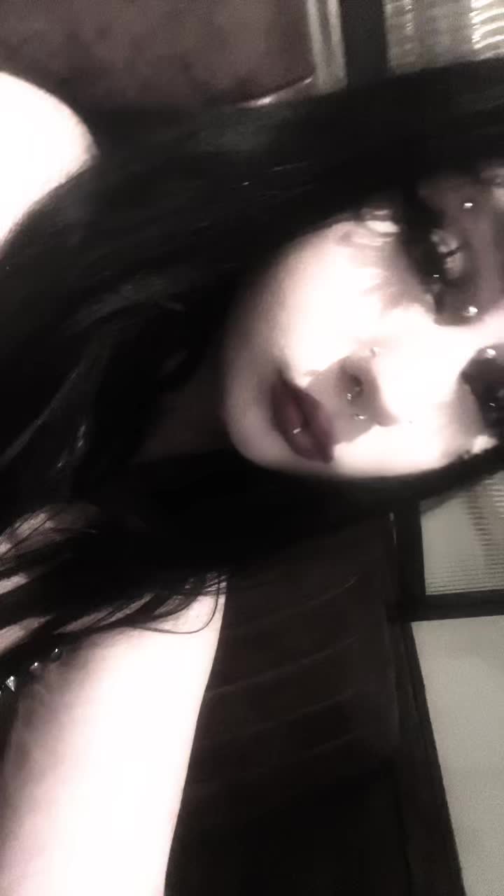 @👹Lilly👹