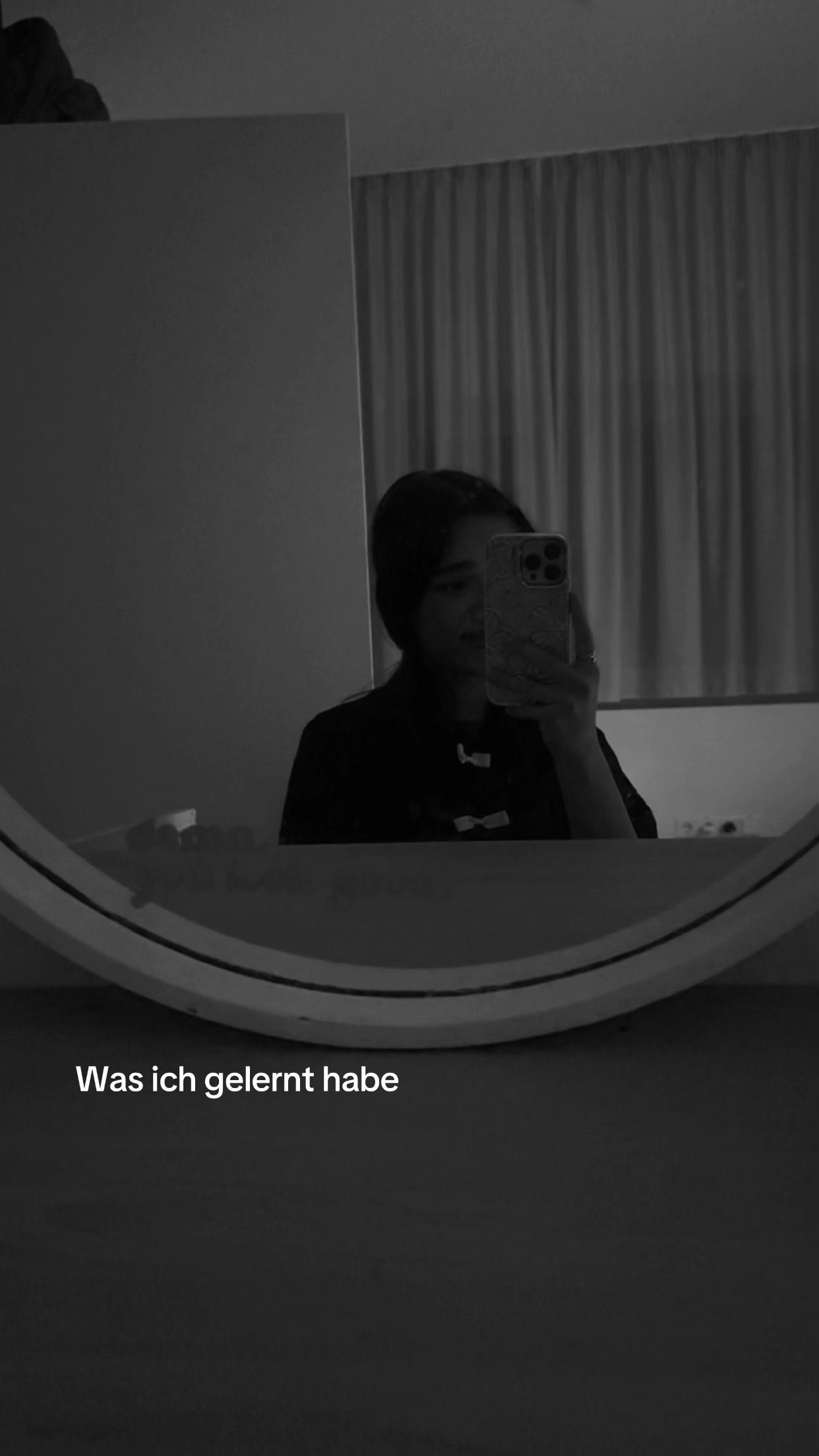 @𝒩&ldquo;🪬