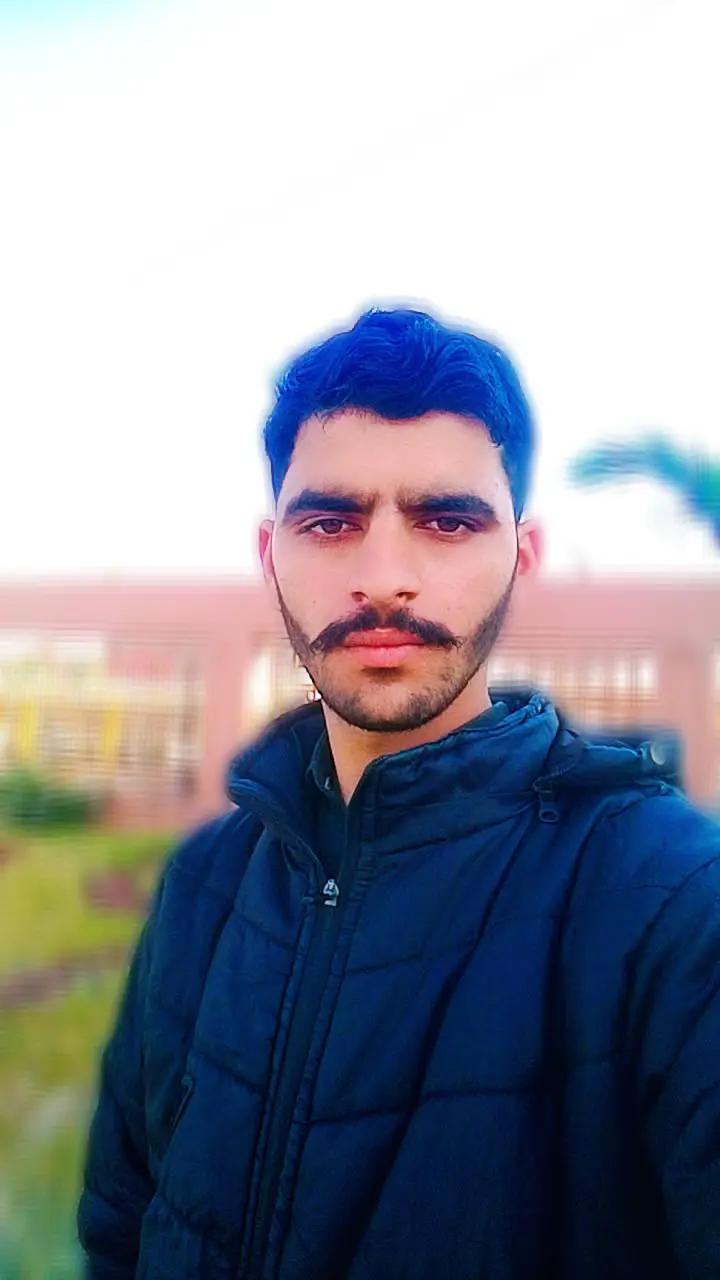 @Malik Hammad302