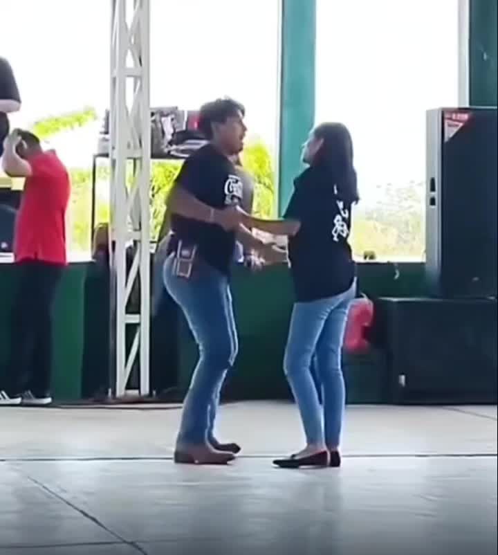 @Mr.duval&iacute;n...