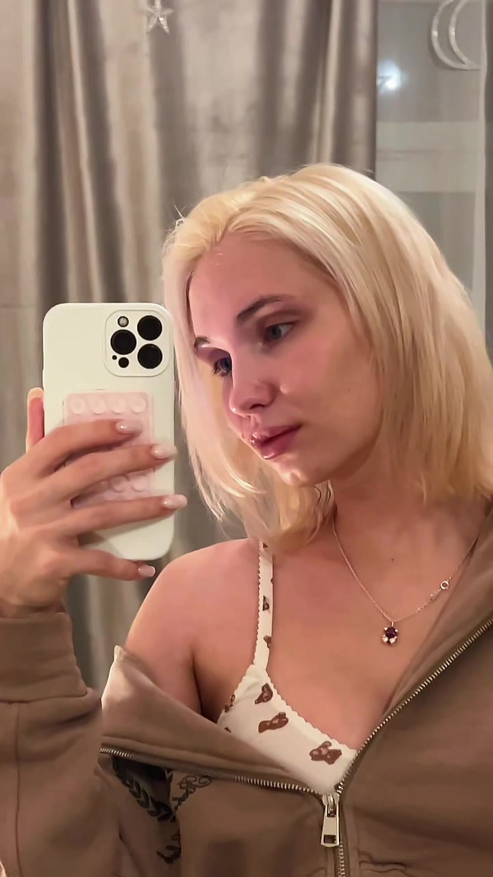 @Alinochka