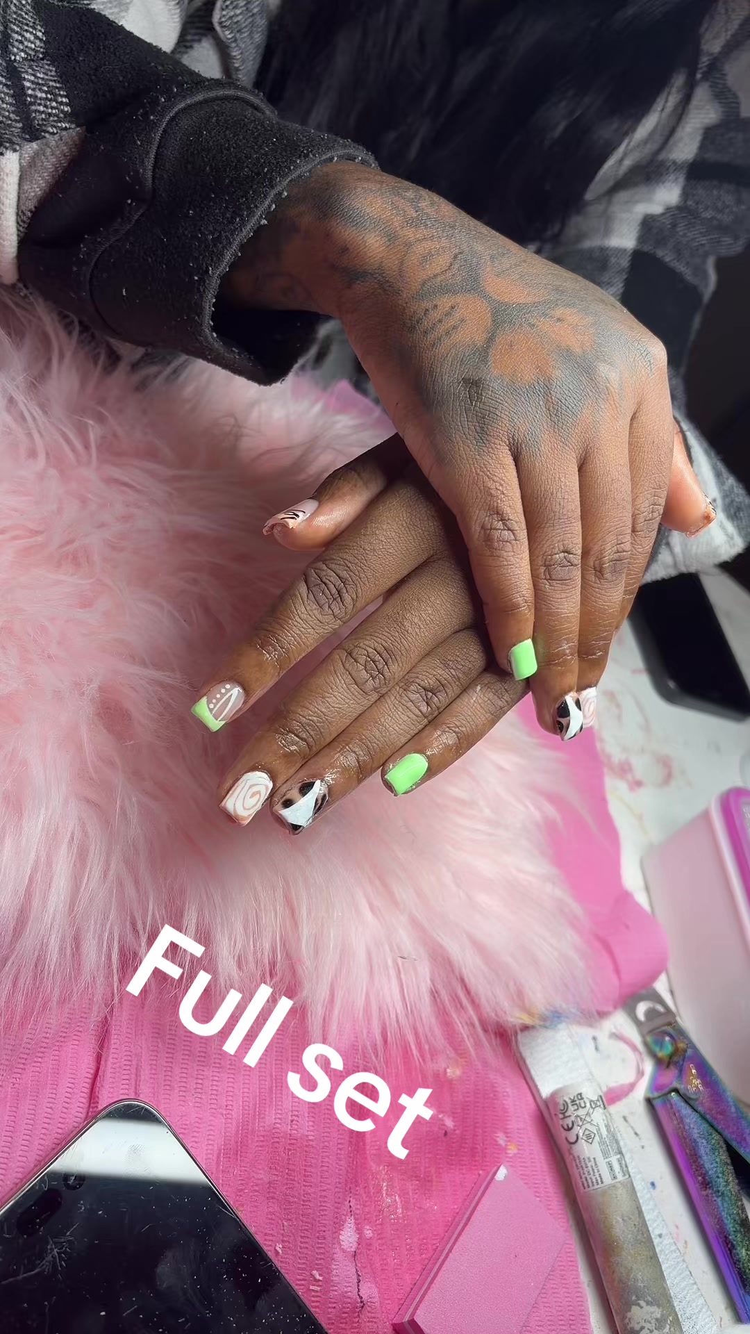 @NeecTheNailFairy