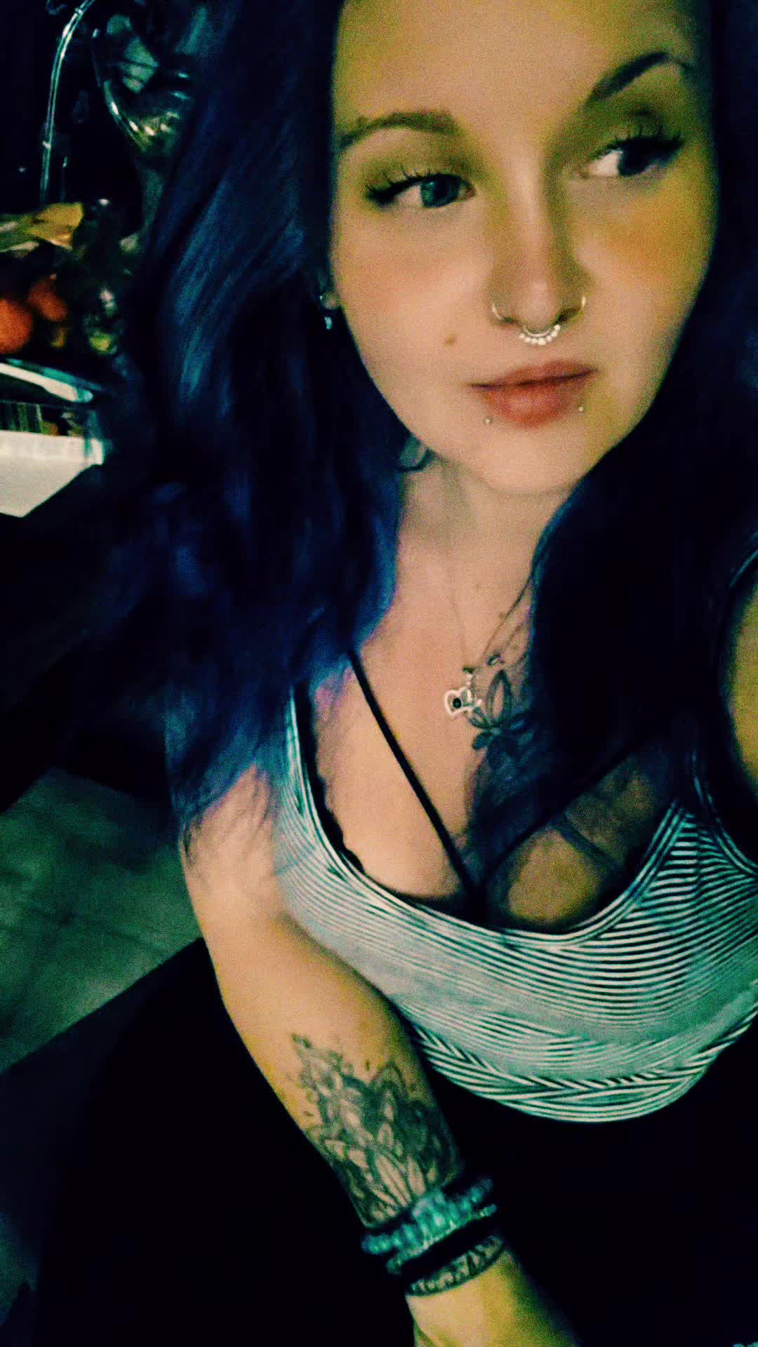 @🔥Tina die bodenlose😈🖤