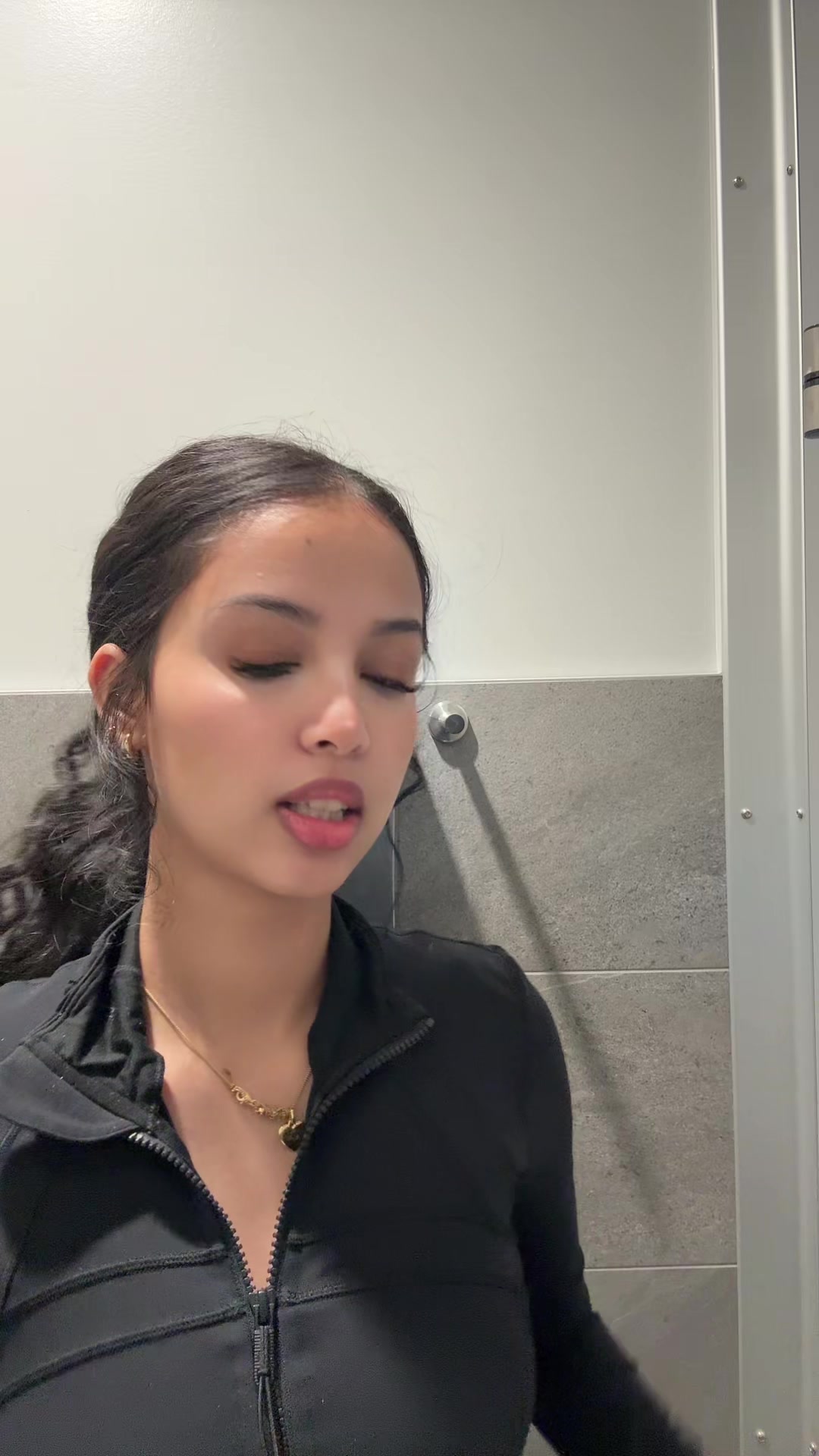 @🦢