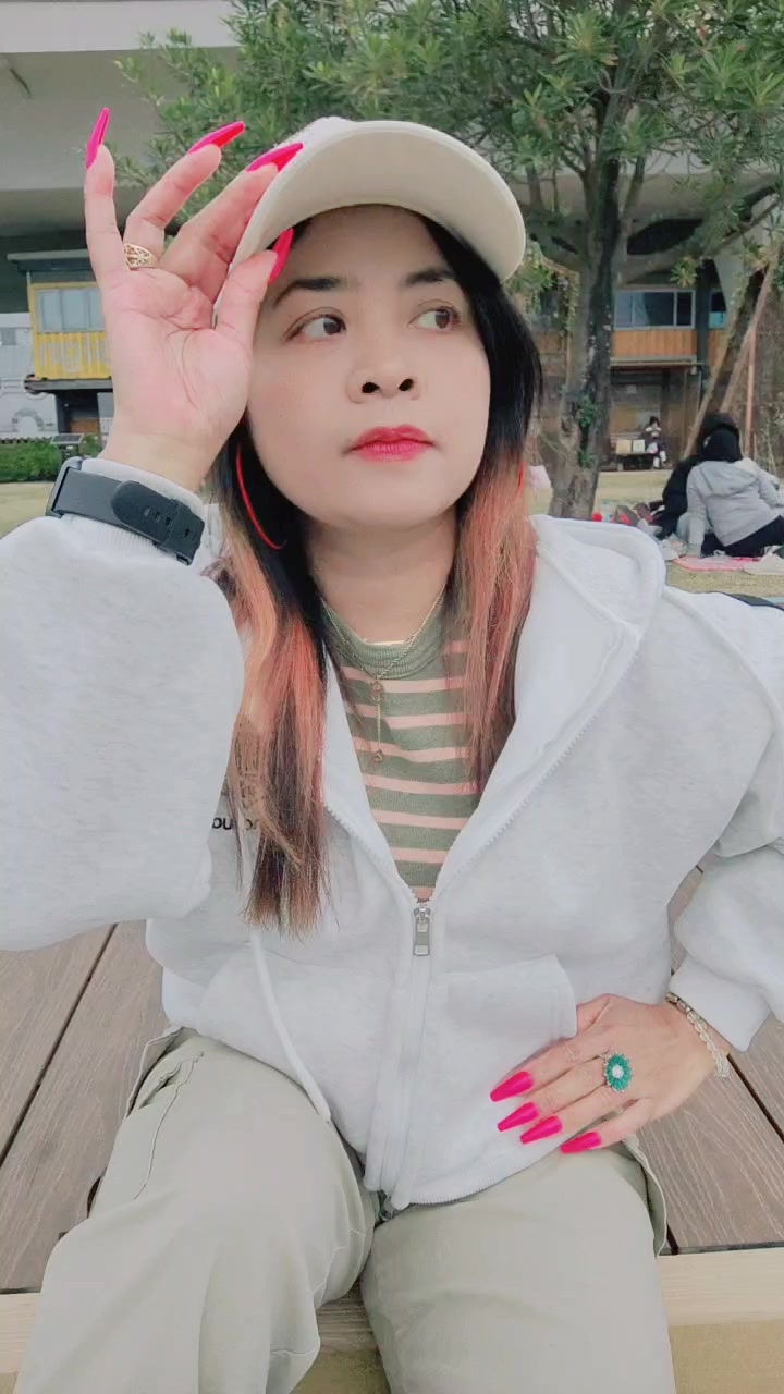 @➳✰🥀❣️ɭ❍vƏɭɭɣ AɣU❣️🥀✰➳