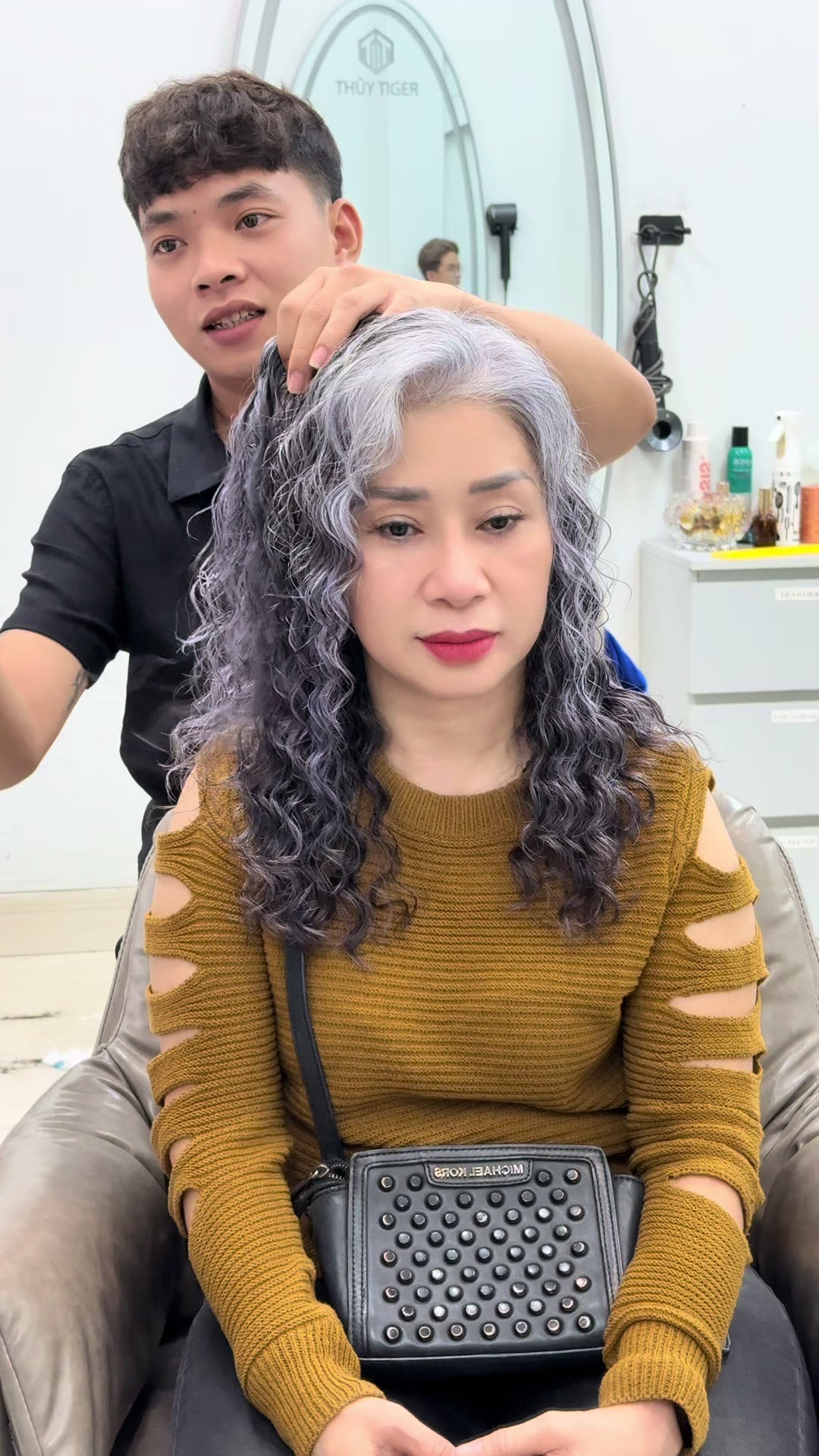 @Thuỷ Tiger- Tóc đẹp