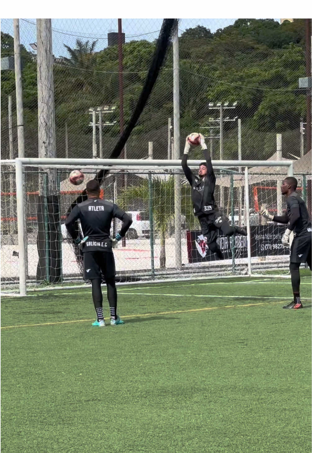 @Galícia Esporte Clube