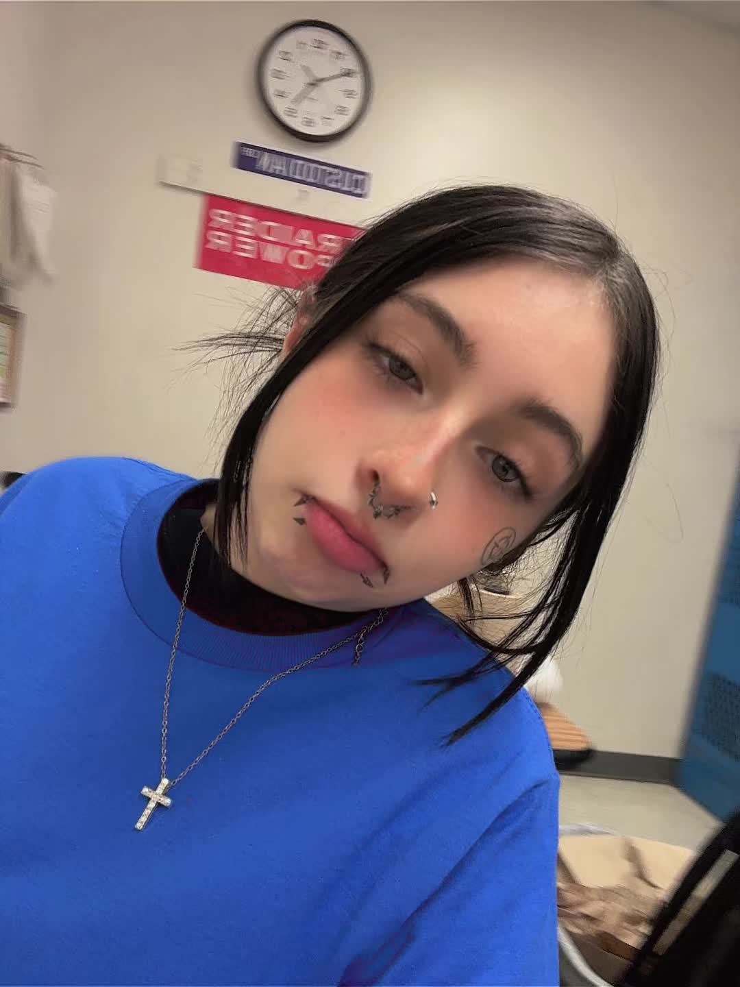 @️
