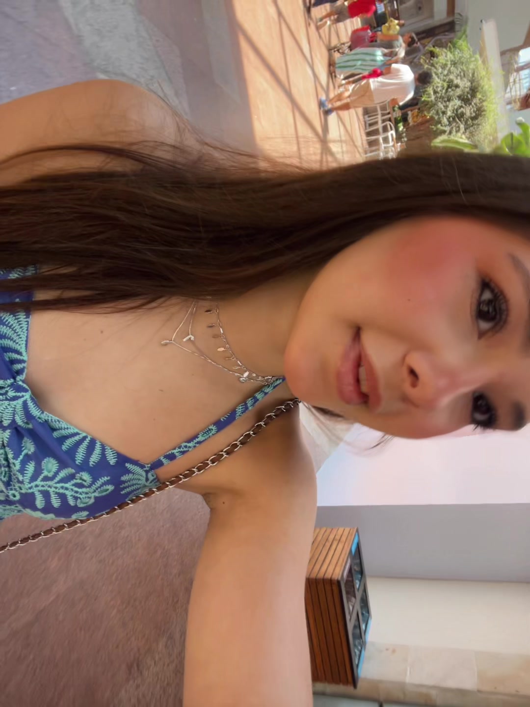 @jujuamancio