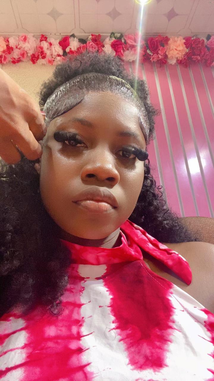 @Big navel 🦋🥰