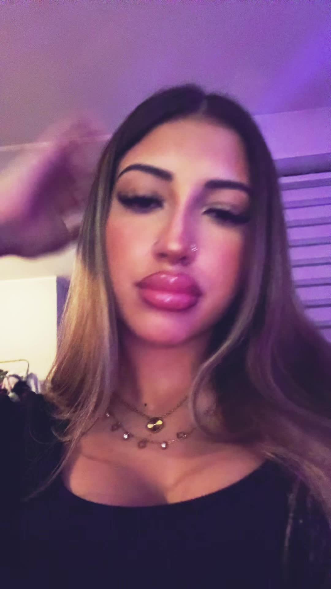 @🌟𝓥𝓪𝓵𝓮𝓷𝓽𝓲𝓷𝓪🌟