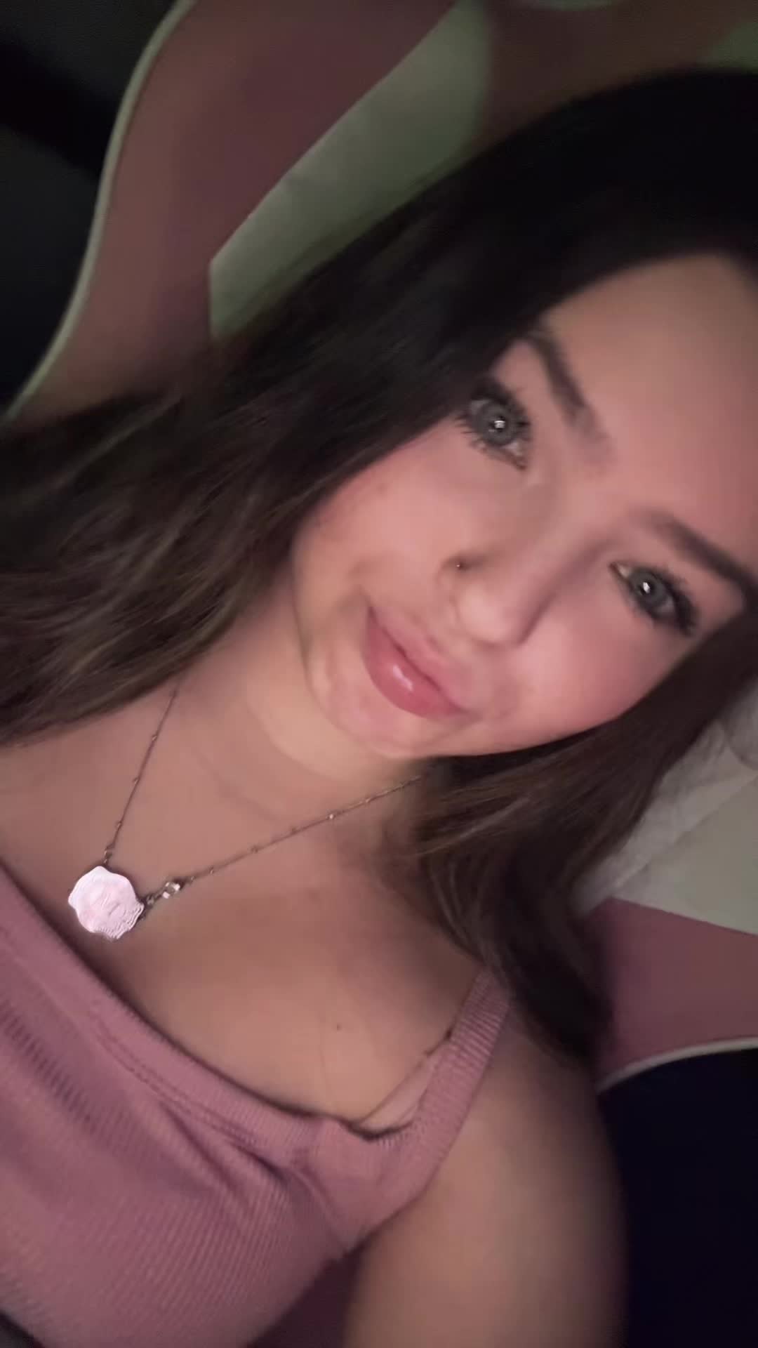 @Mia12341?