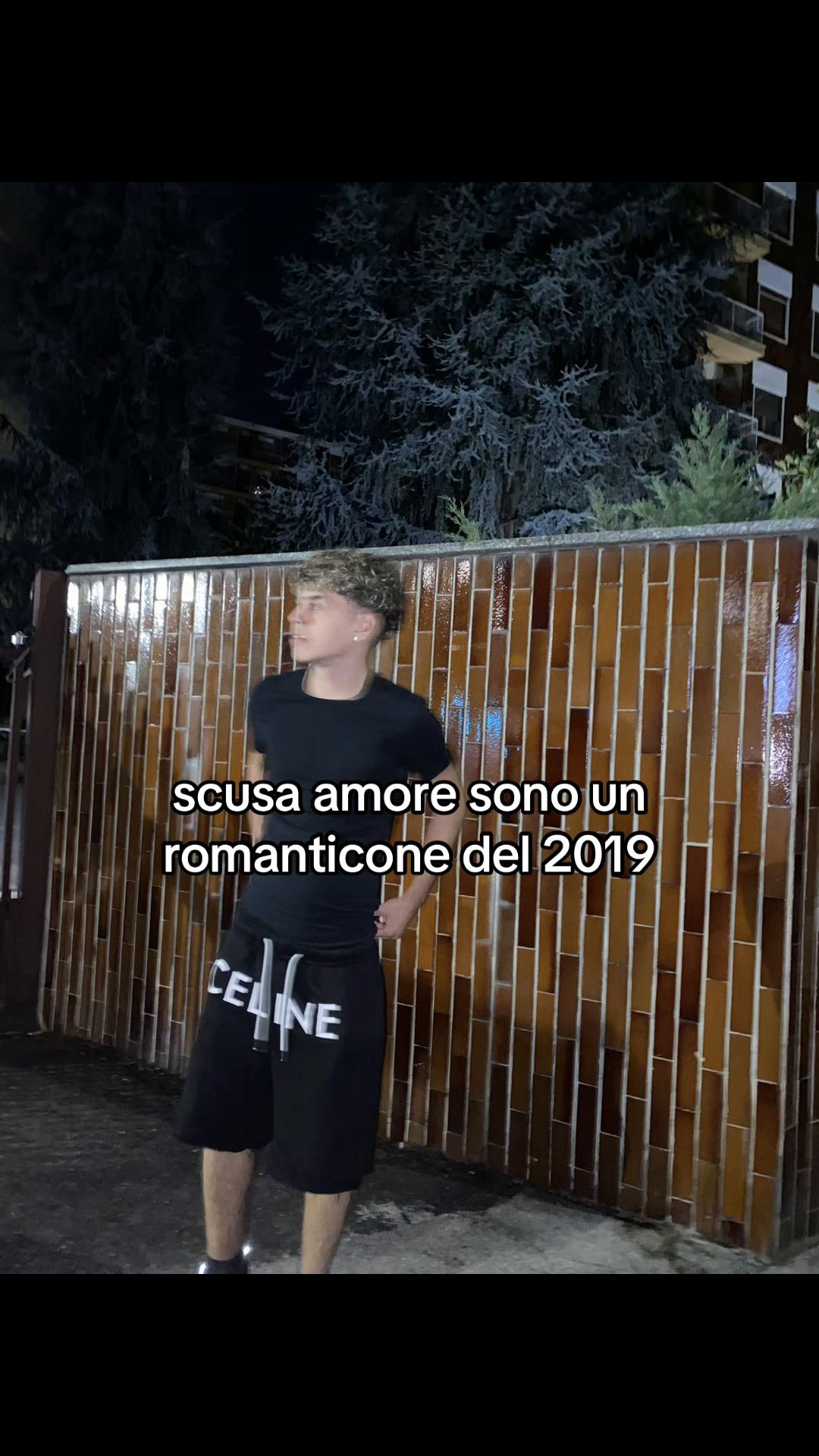 @ale.caste