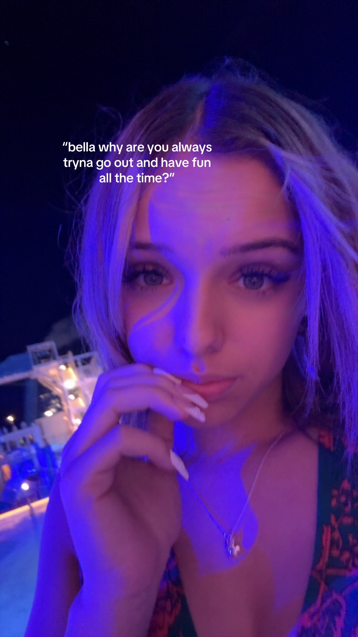 @bella