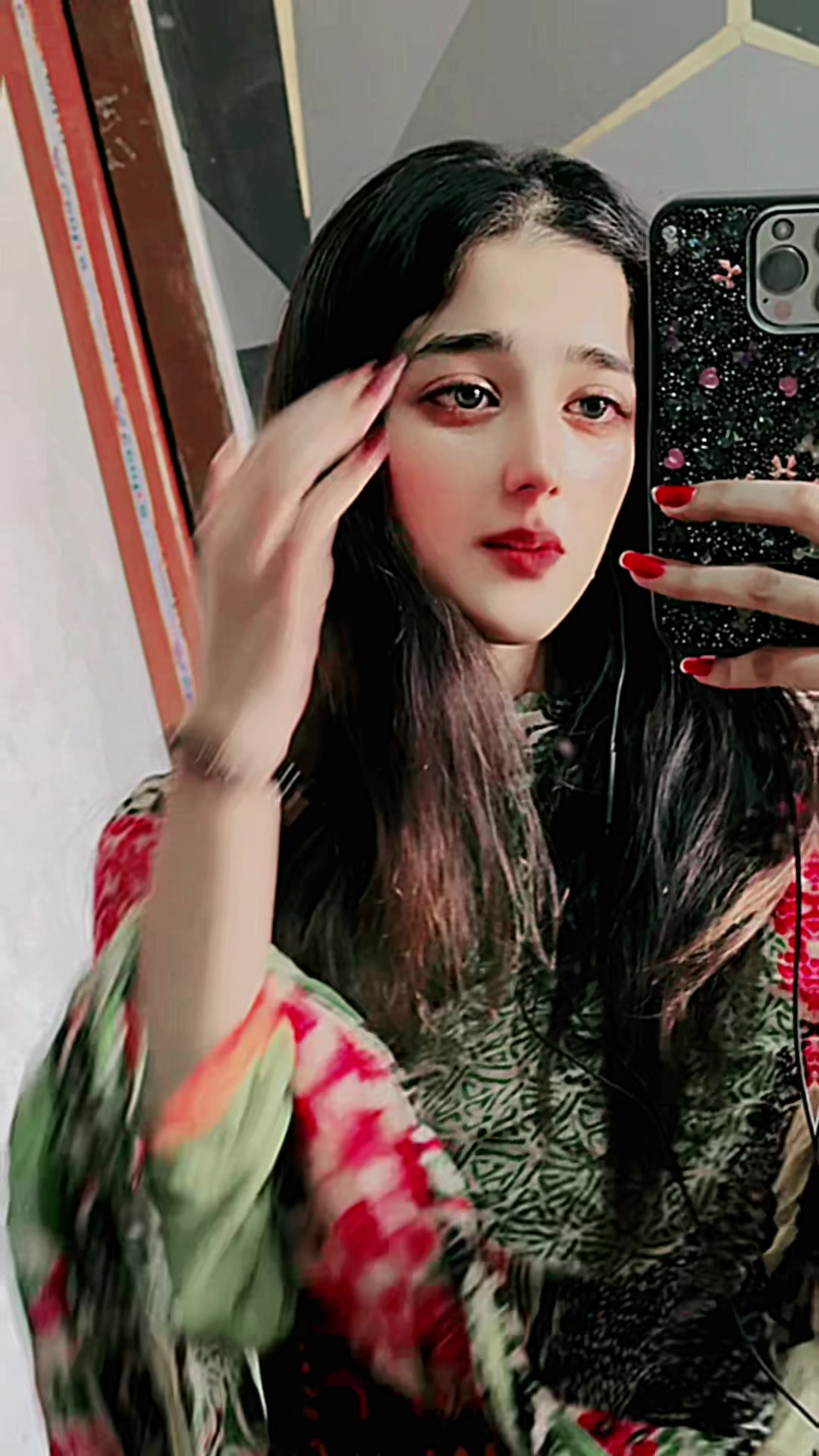 @𝕾𝖆𝖒𝖊𝖊𝖗𝖆 𝕶𝖍𝖆𝖓 🕊️