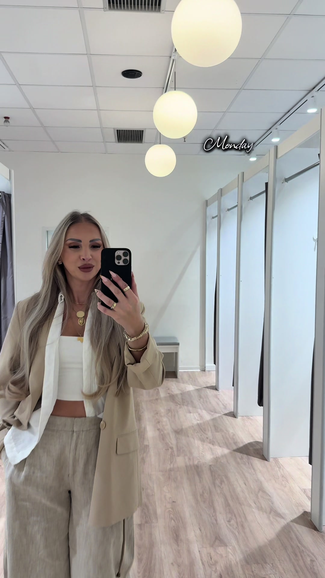 @SimplyChic