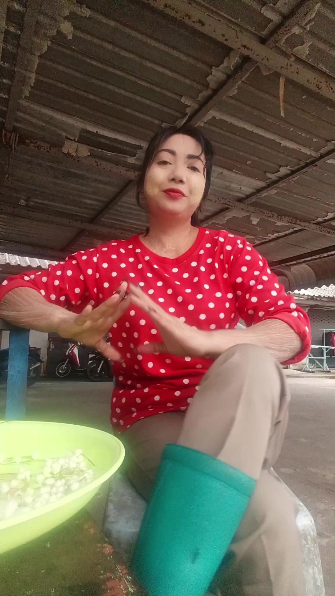 @ဖြိုးဖြိုး