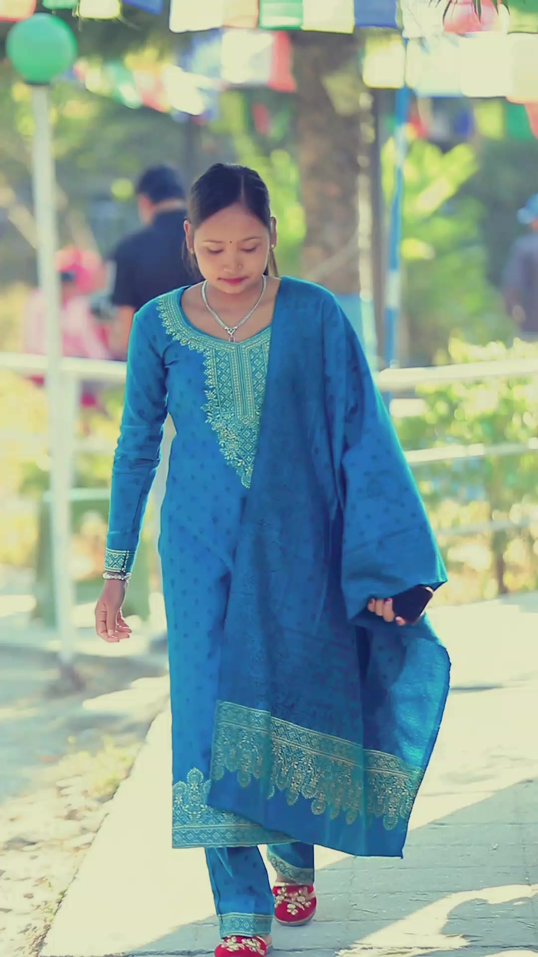 @Tharu Nii