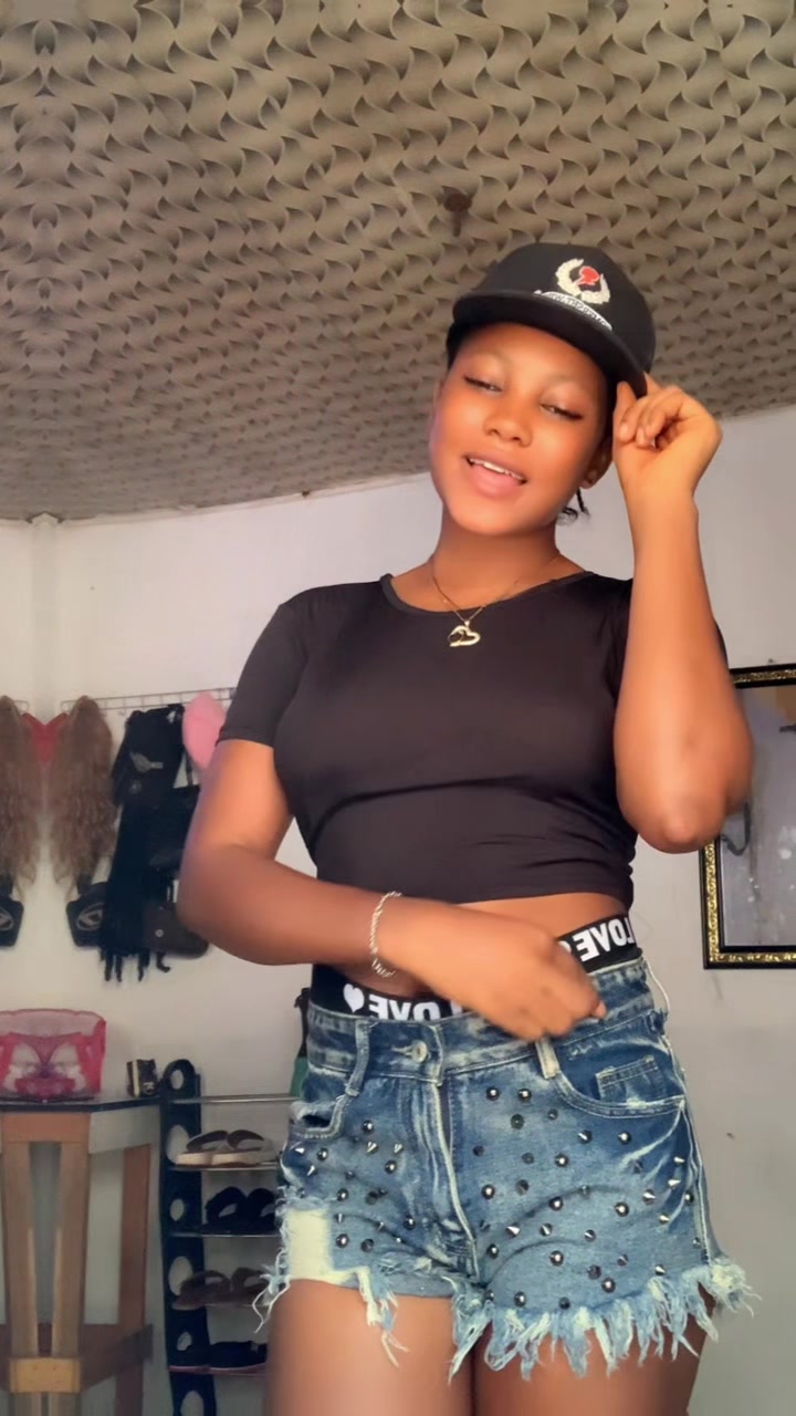 @Nellywhite422