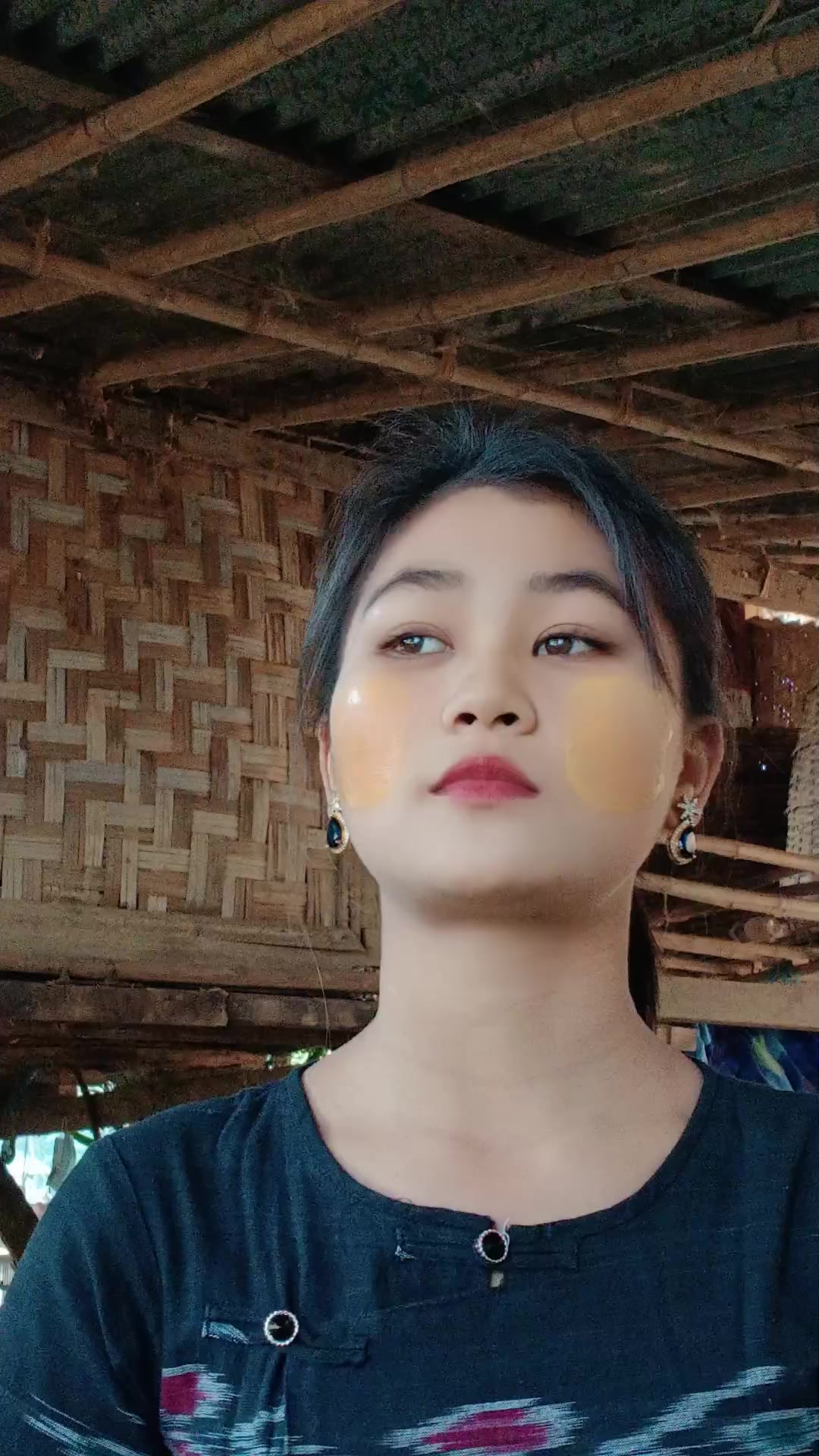 @Shwe Ni Ma