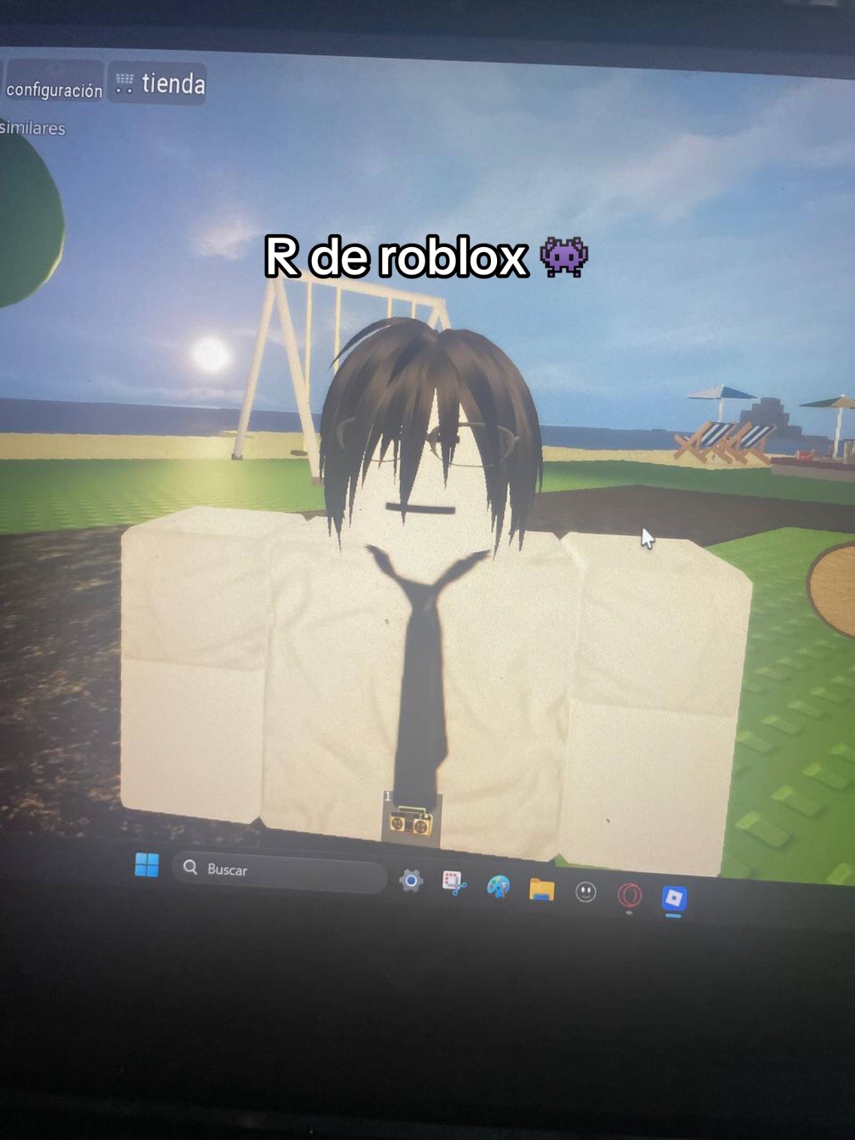 @E!