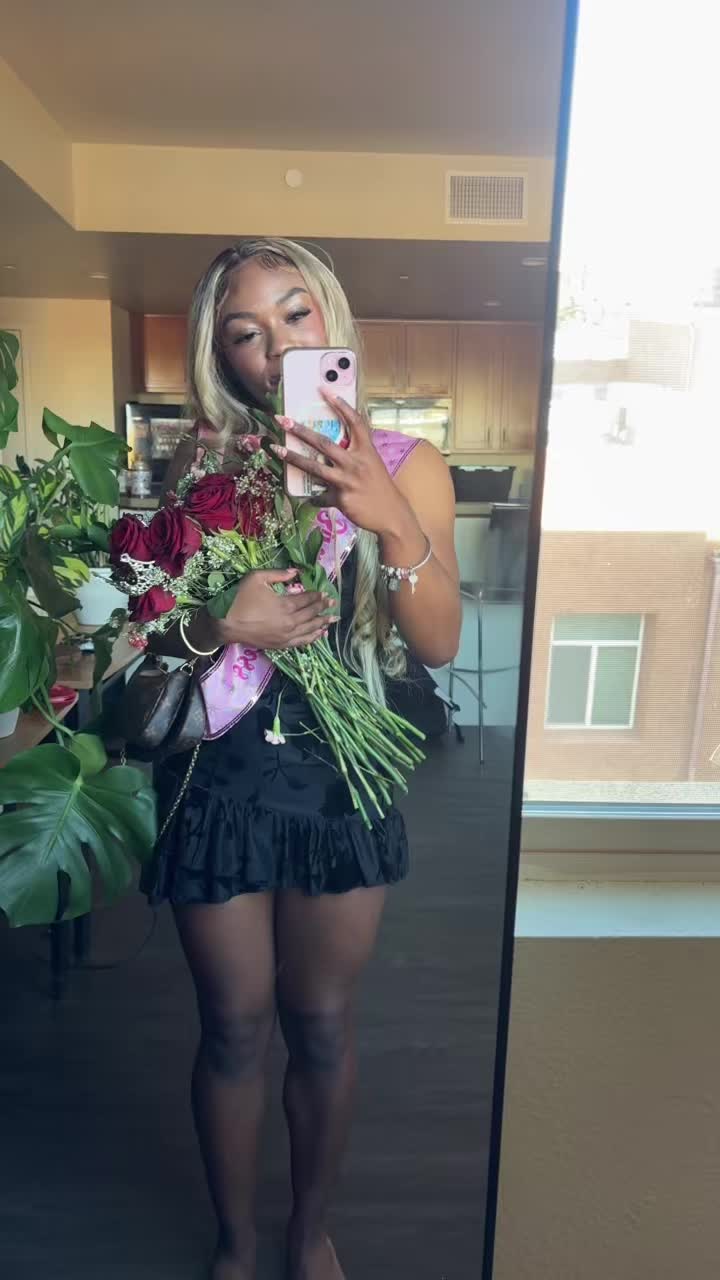 @mikaela
