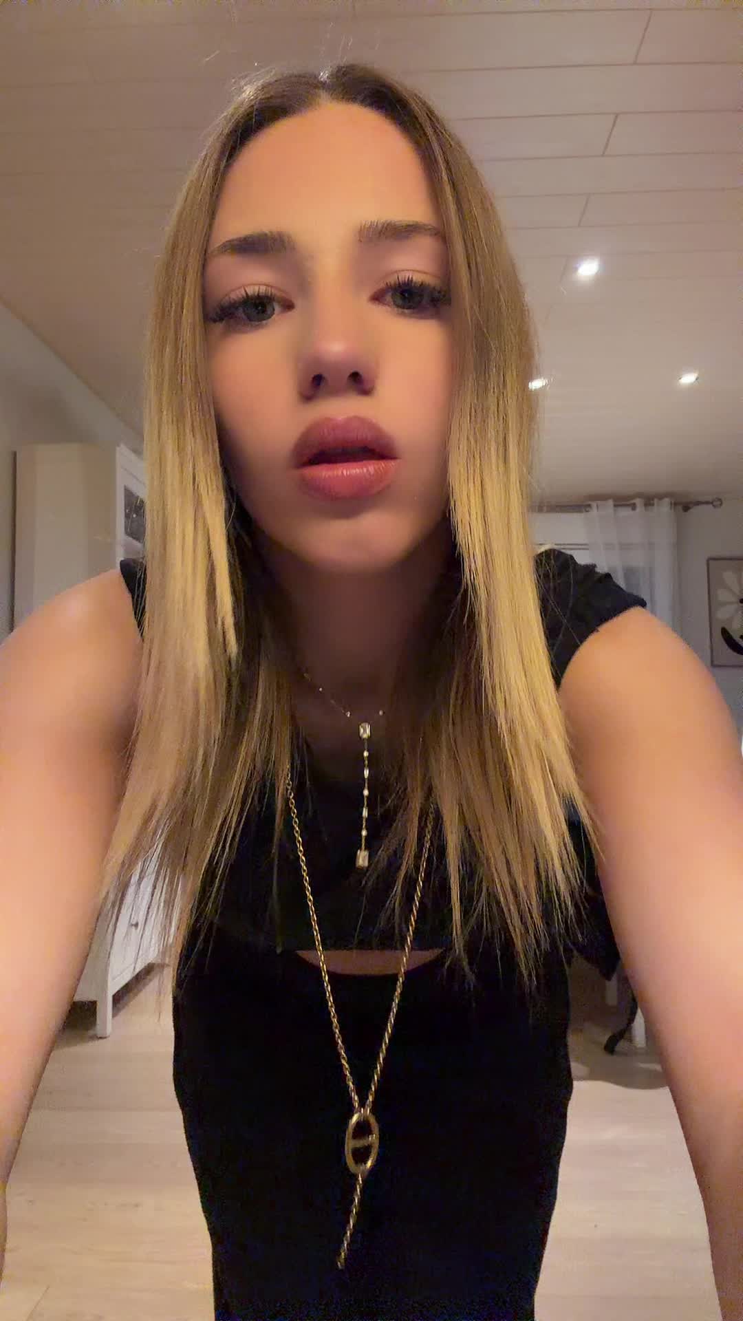 @𝓬𝓱𝓵𝓸&rsquo;✰