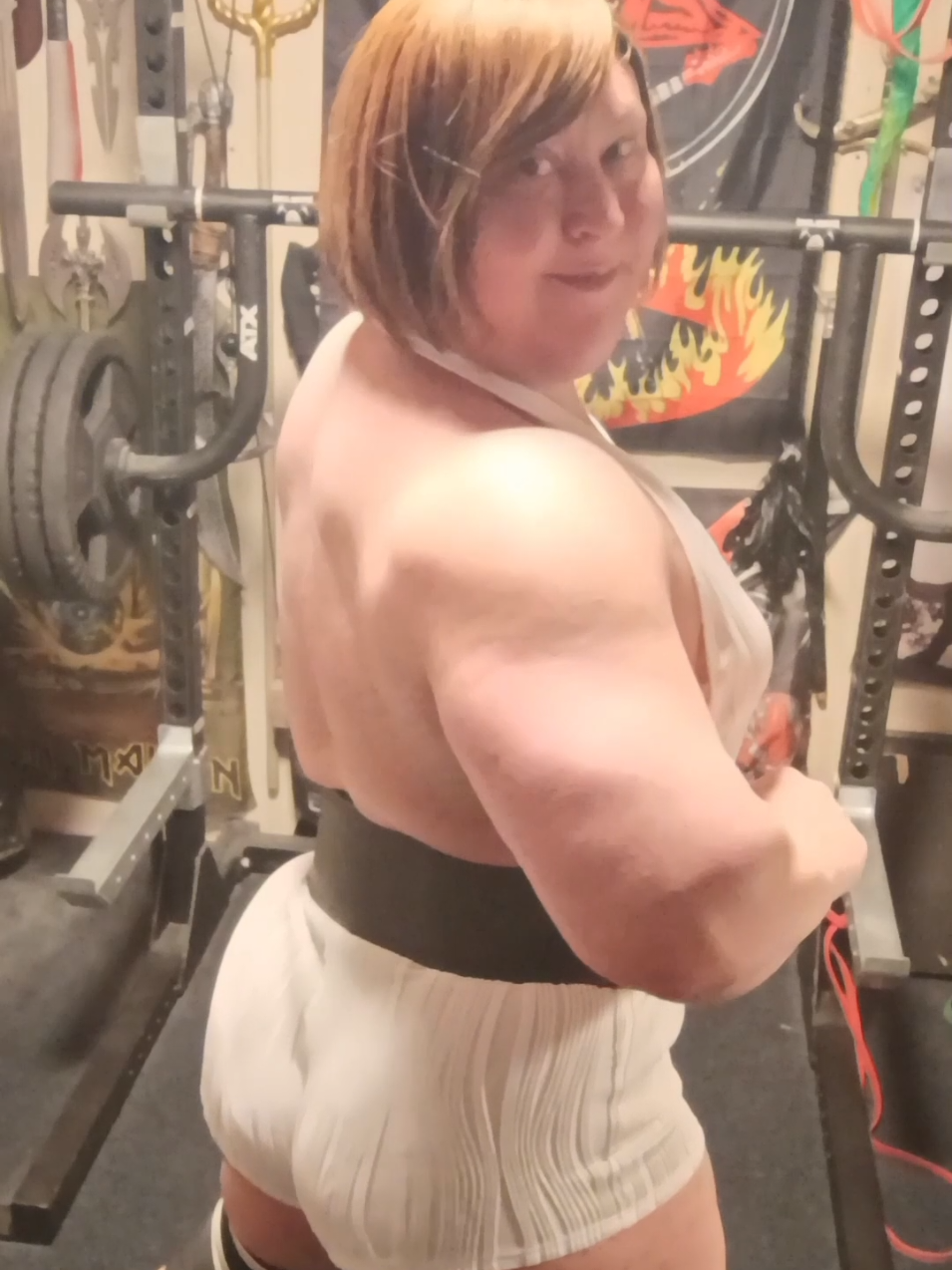 @Anna K Powerlifter