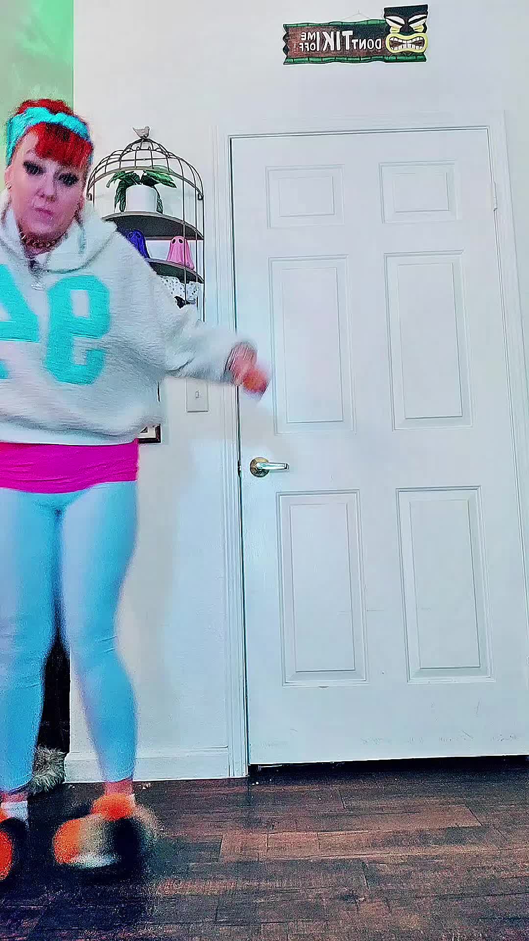 @BluEyedVibez 👑🍃