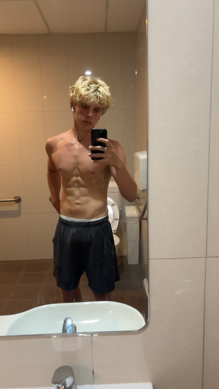 @danehowarth