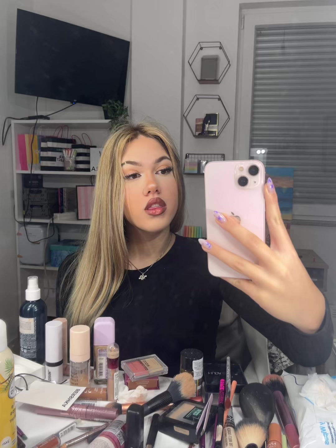 @✌️💋