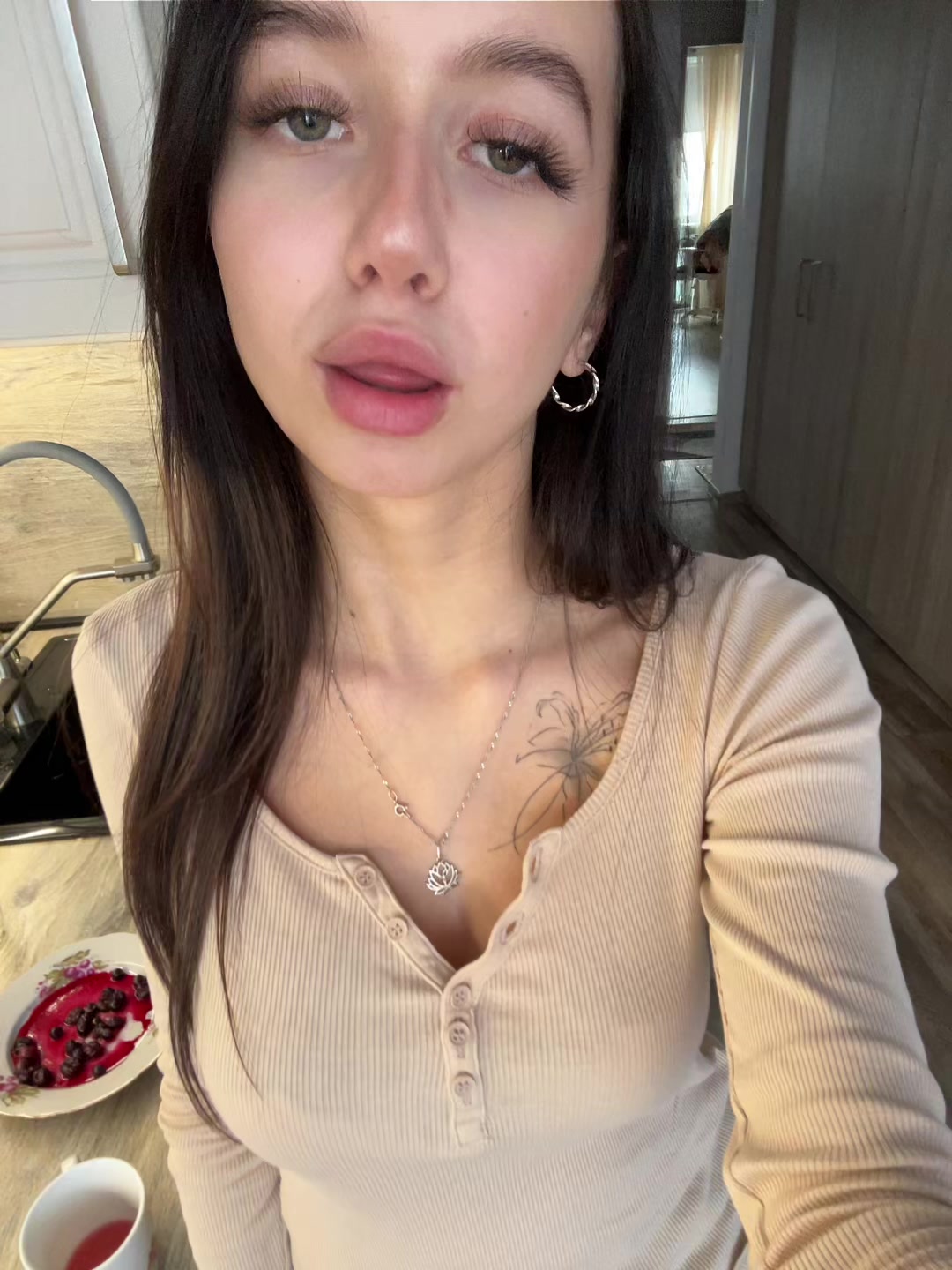 @Lizwft