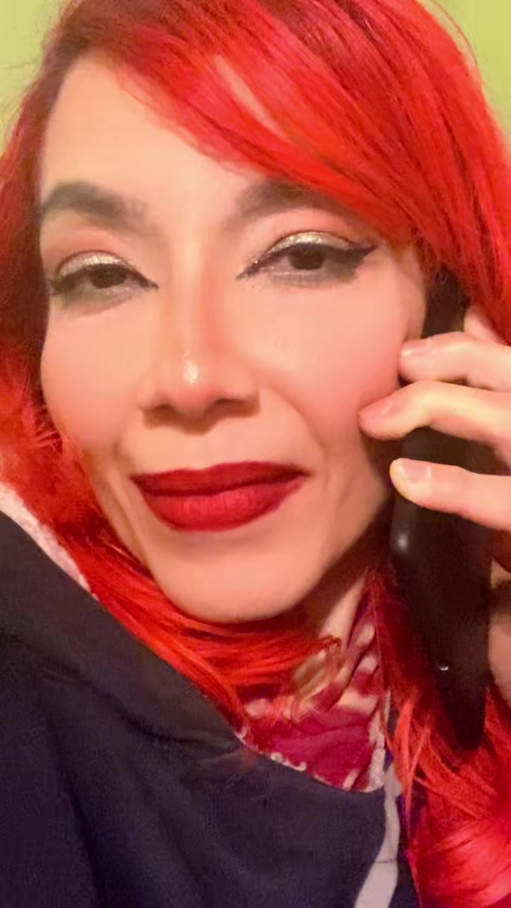 @makeupfromred