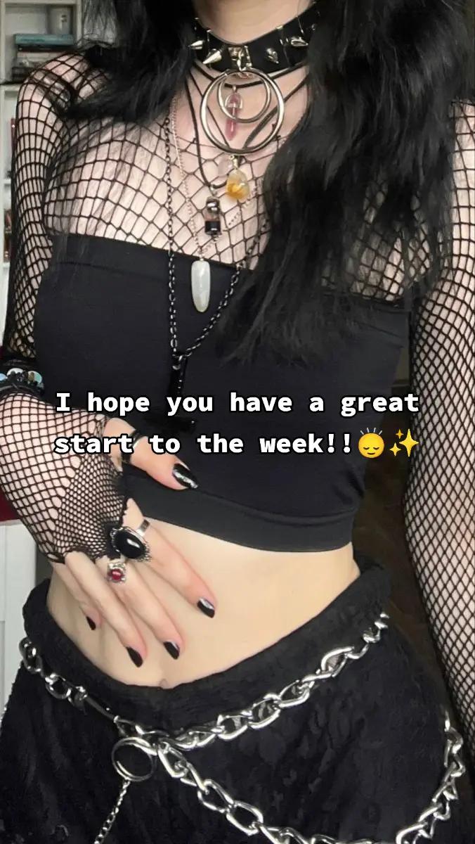 @MetalGirls Forever🤘🏻