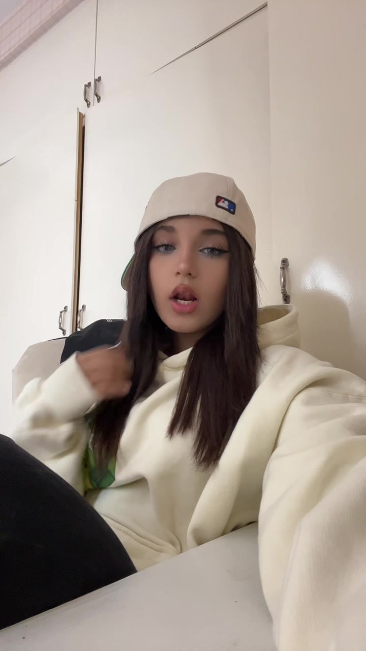 @𝐃🐈‍⬛𝐞𝐥𝐢