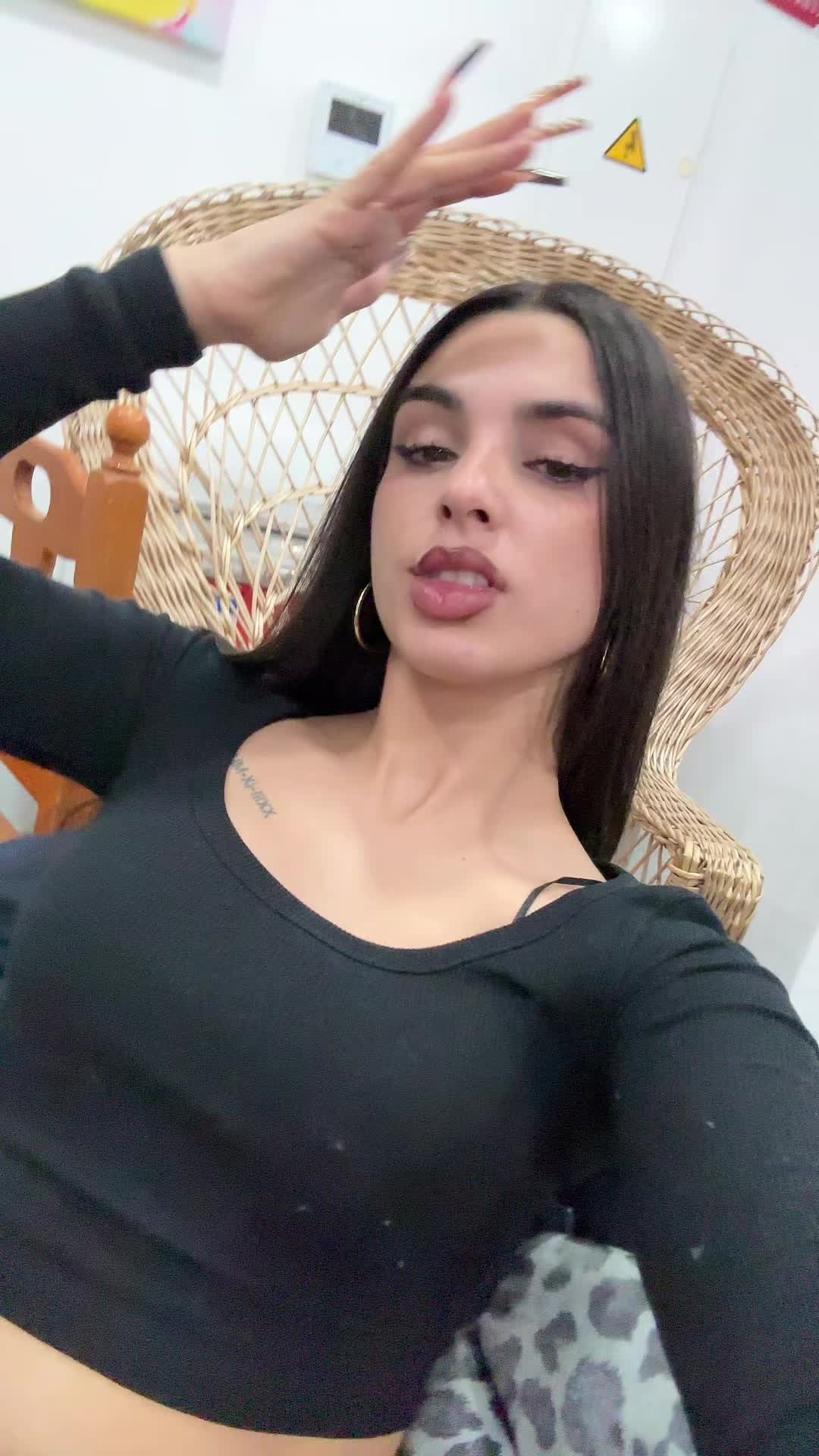 @Ric4suav3