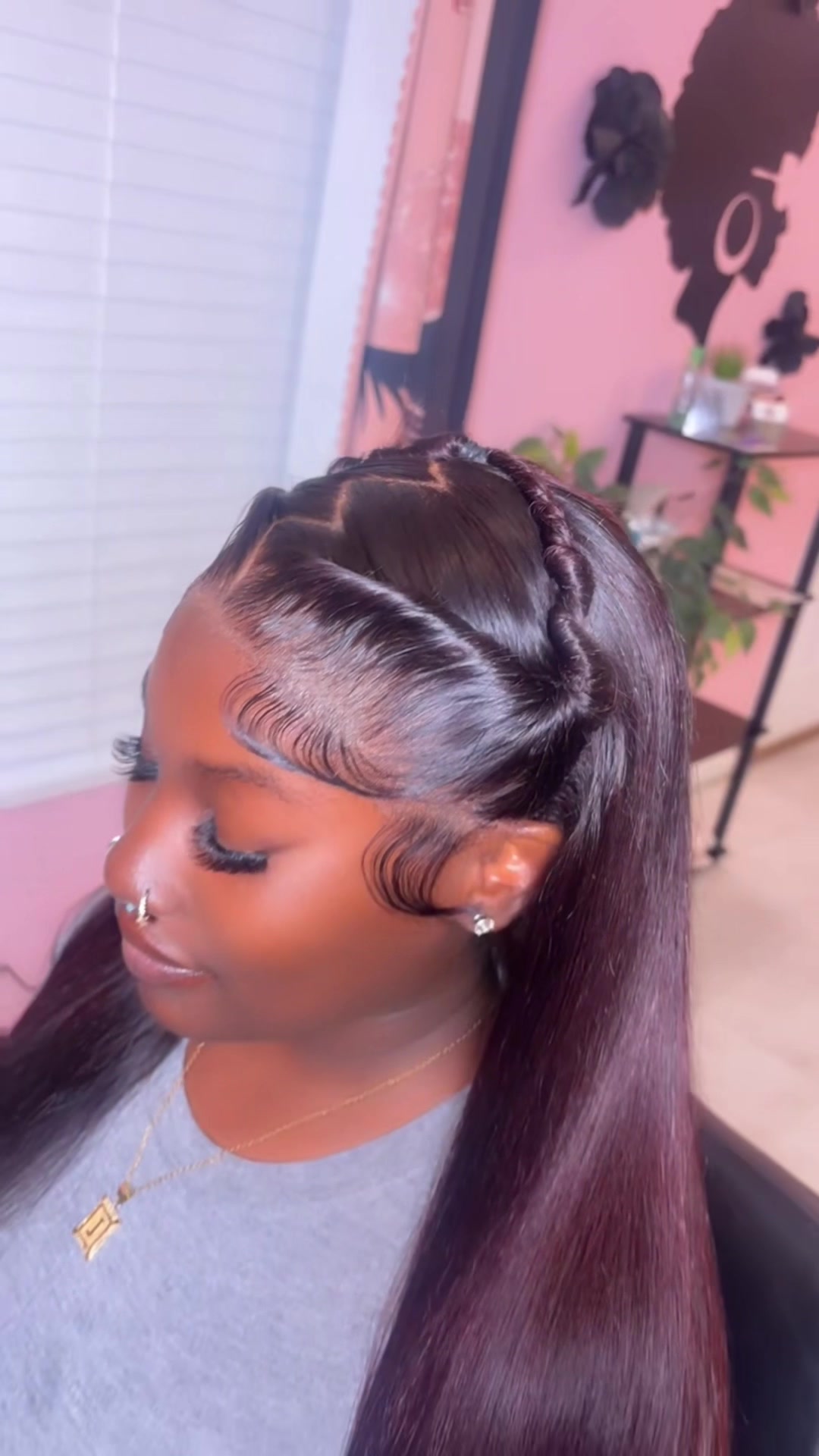 @TouchedByRi__