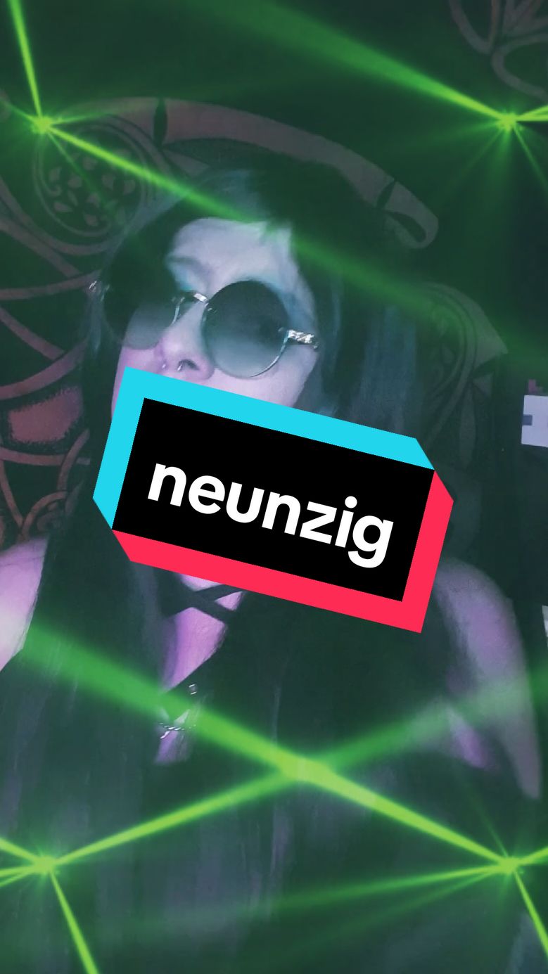 @Wuwu