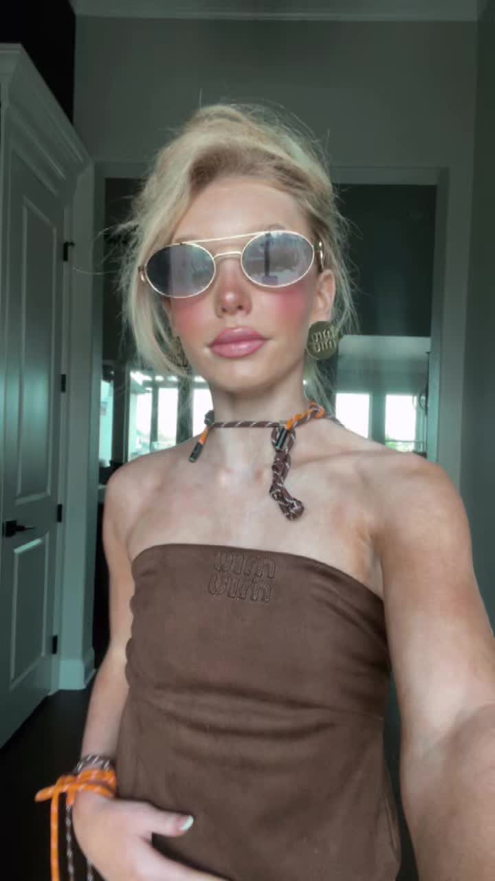 @👸🏼𝓠𝓾𝓮𝓮𝓷 𝓫🐝