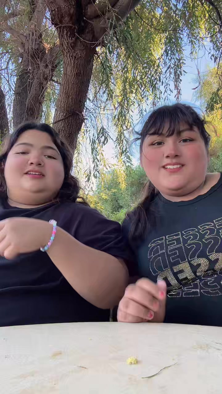 @Juanita Lara