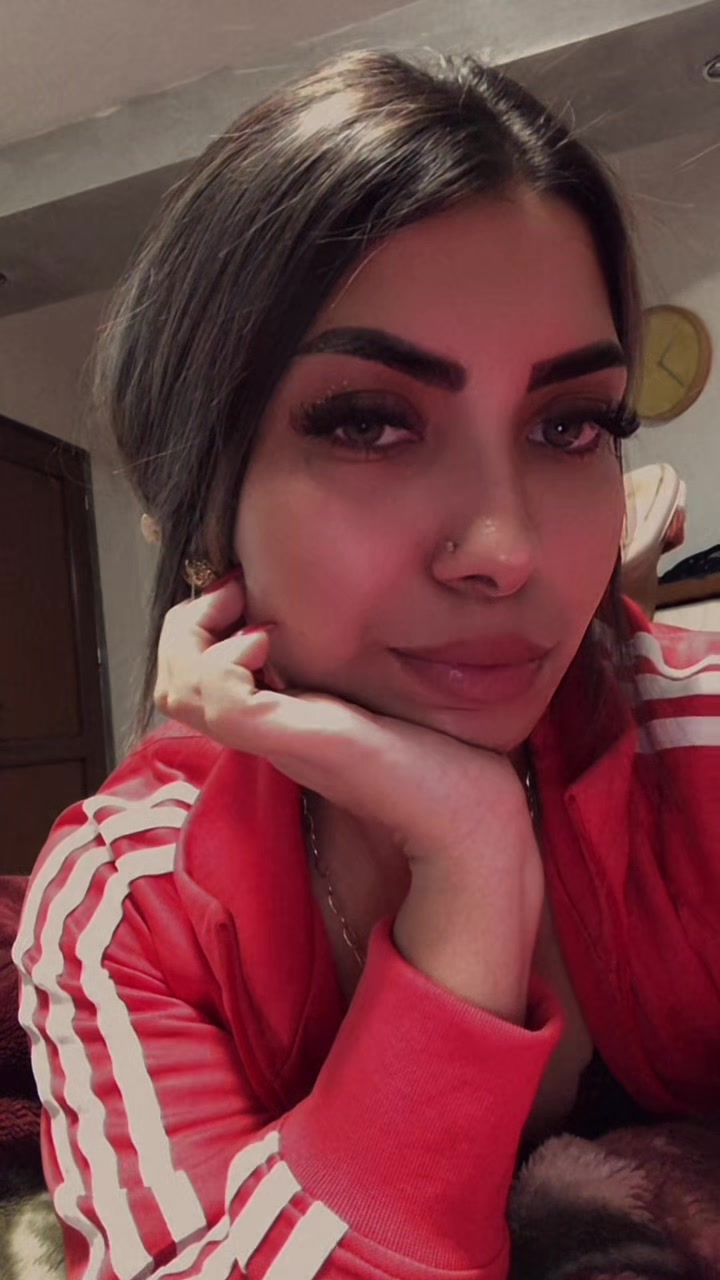 @Simii👩🦰🌸
