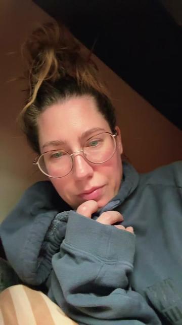 @elle_and_the_degenerates
