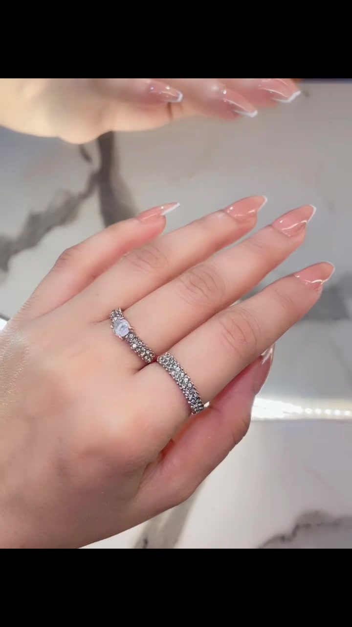 @✨🦋