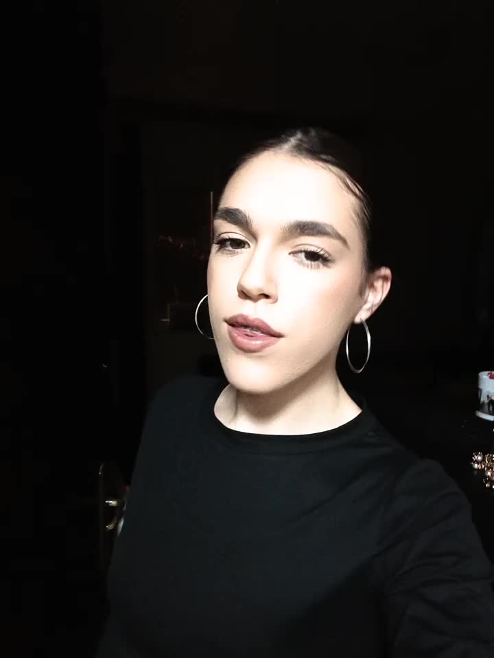 @Анђела Лазовић <3