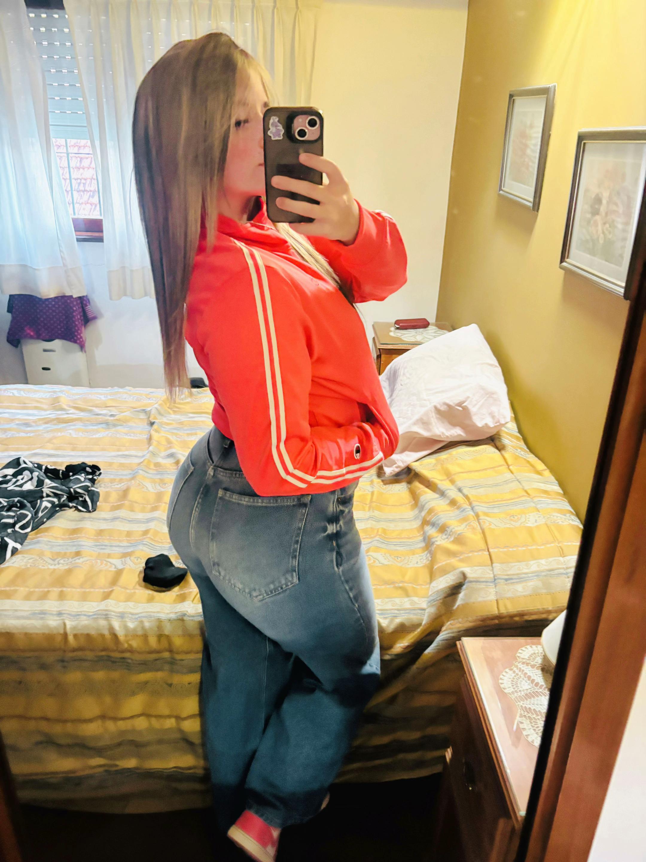 @♛