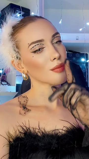 @Александра